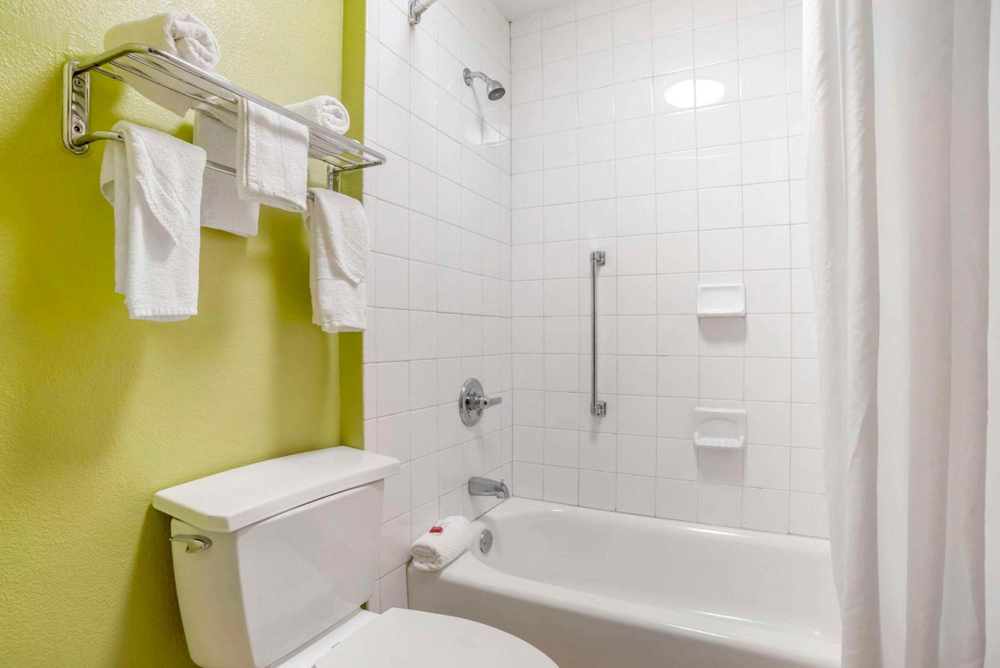 Econo Lodge Moss Point - Pascagoula Buitenkant foto