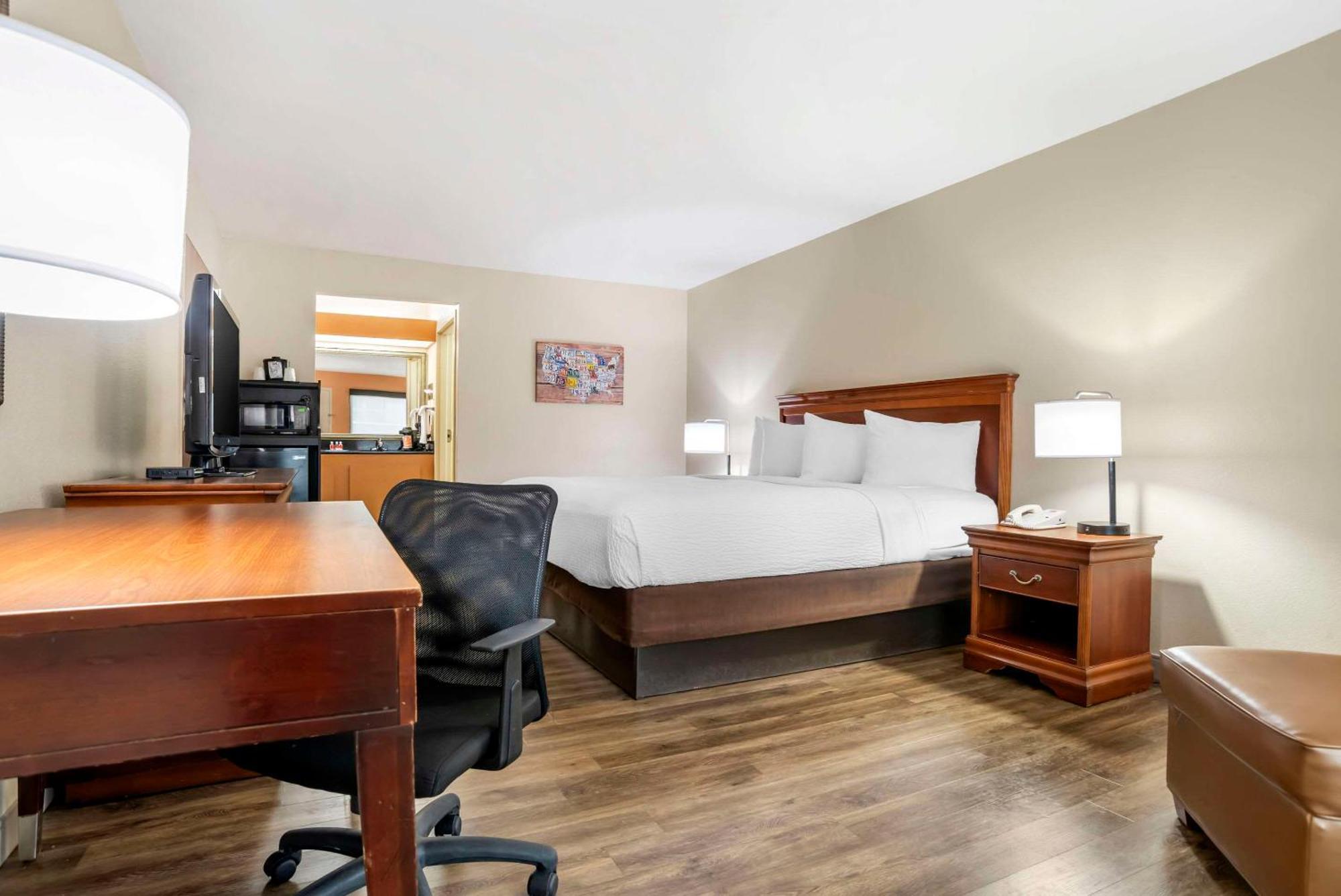 Econo Lodge Moss Point - Pascagoula Buitenkant foto